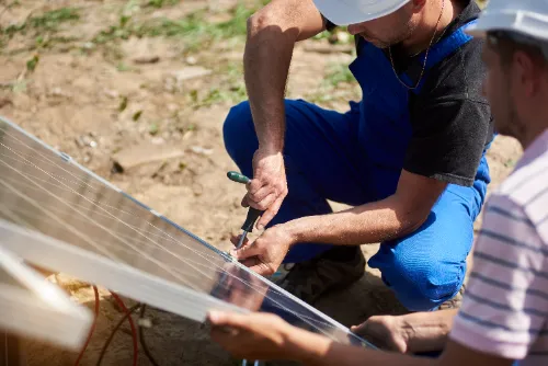 Reparacion Y Mantenimiento De Equipos Fotovoltaicos